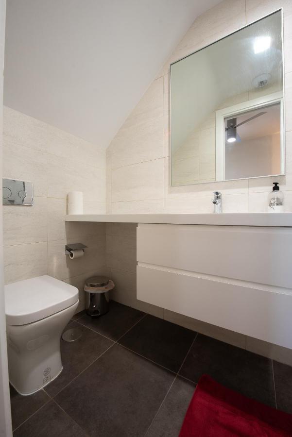 Appartamento Apartamento Con Terraza En San Luis Siviglia Esterno foto